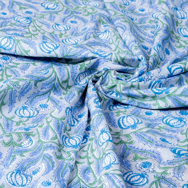 【3個セット】〔1m単位切り売り〕ジャイプル　職人手作り木版染め　色彩美しいボタニカルデザイン　おしゃれ　生地　花柄　テーブルクロス　刺繍素材などへ〔幅約113cm〕 - ブルー系 7 - とても良い風合いです