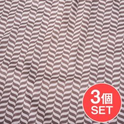 【3個セット】〔1m単位切り売り〕南インドのキャンディケインストライプ布 ヘリンボーン〔約106cm〕 - グレー×ホワイト