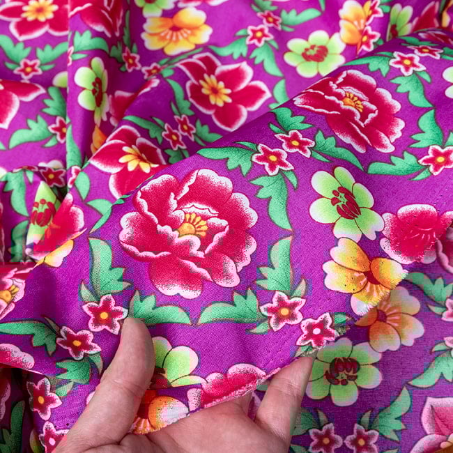 【5個セット】〔1m単位切り売り〕アジアのレトロ花柄ファブリック　生地　東北大花布　ヴィンテージ風　昭和レトロ〔約159cm〕 - パープル 8 - しっかりとした生地感です