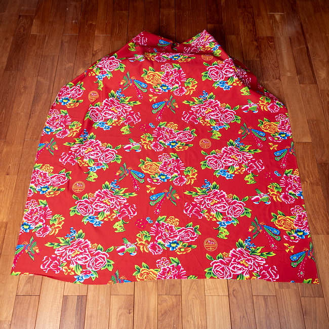 【5個セット】〔1m単位切り売り〕アジアのレトロ花柄ファブリック　生地　東北大花布　鳳凰牡丹　花鳥画　ヴィンテージ風　昭和レトロ〔約160cm〕 - レッド 3 - 生地を広げてみたところです。横幅もしっかりあります。注文個数に応じた長さにカットしてお送りいたします。