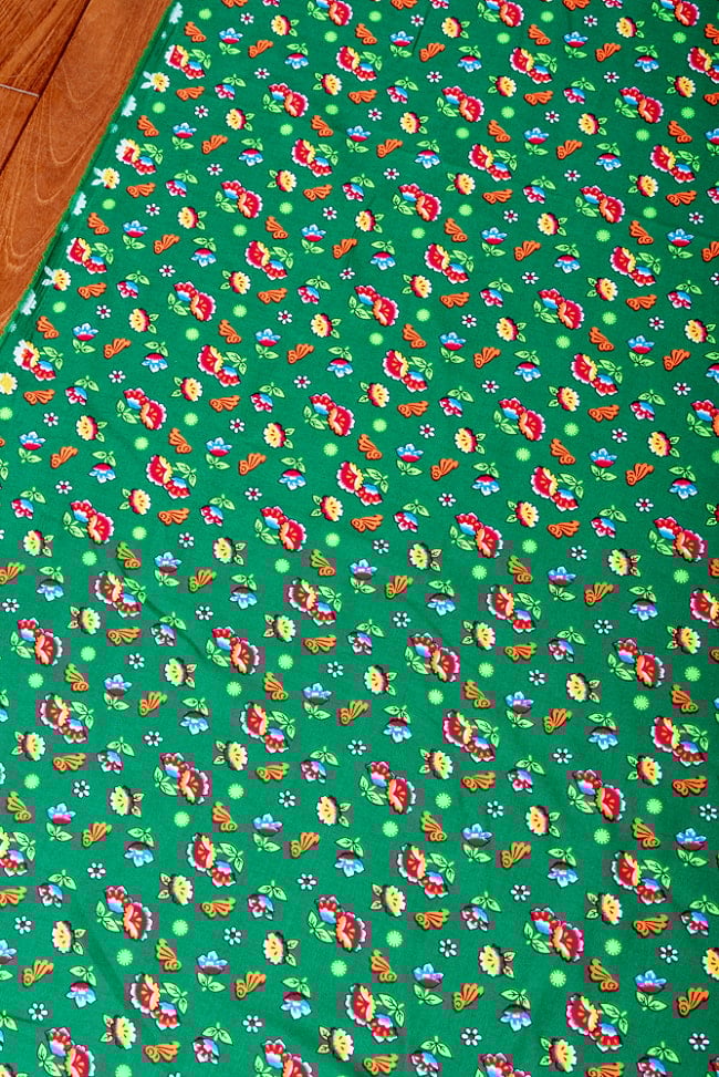 【5個セット】〔1m単位切り売り〕アジアのレトロ小花柄ファブリック　ヴィンテージ風　昭和レトロ〔約130cm〕 - グリーン 4 - 1mの長さごとにご購入いただけます。