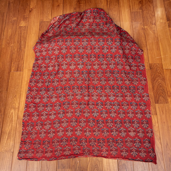 【5個セット】〔1m切単位り売り〕アジュラックプール村からやってきた　昔ながらの木版染め更紗模様布〔約112cm〕 - レッド系 3 - とても素敵な雰囲気です