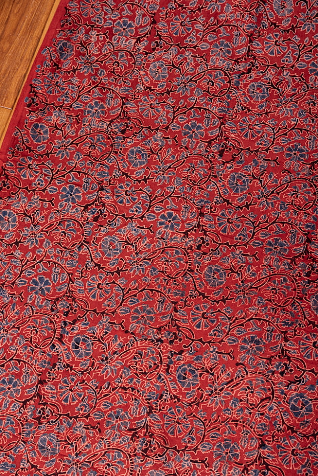 【5個セット】〔1m切単位り売り〕アジュラックプール村からやってきた 昔ながらの木版染め更紗模様布〔約113cm〕 - レッド系 4 - 1mの長さごとにご購入いただけます。