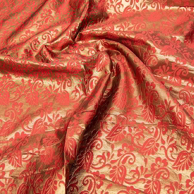 【5個セット】〔1m切単位り売り〕インドの伝統模様布 〔幅約120cm〕 4 - 陰影が美しいですね。