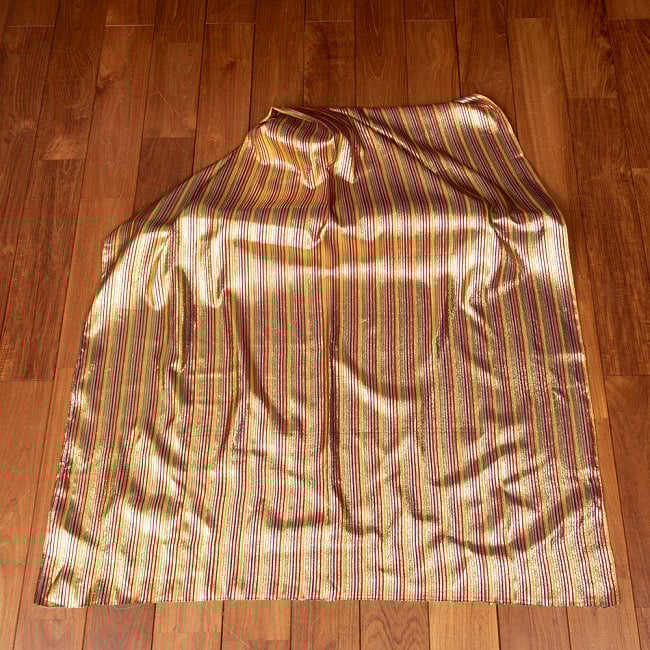 【5個セット】〔1m切単位り売り〕インドの伝統模様布　ボーダー　ストライプ柄〔約103cm〕カラフル系 3 - 全体を広げてみたところです。1mの長さごとにご購入いただけます。