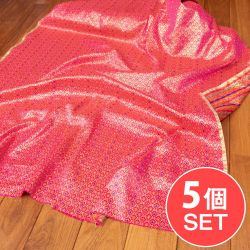 【5個セット】〔1m切単位り売り〕インドの伝統模様布　光沢感のあるブロケード生地　金糸〔約115cm〕ピンク系の商品写真