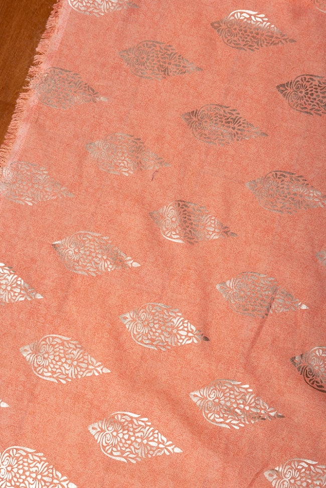 【5個セット】〔1m切単位り売り〕インドの伝統模様布〔約104cm〕 4 - インドならではの布ですね