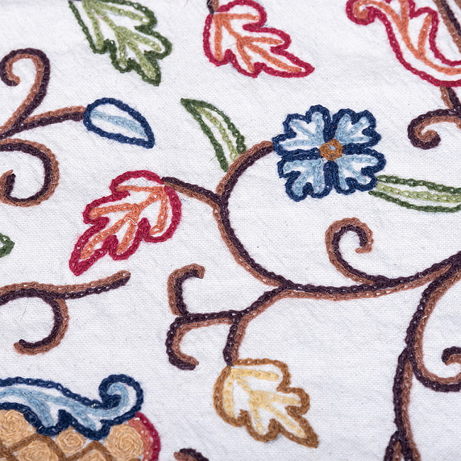 【5個セット】〔1m単位切り売り〕カシミールの職人手作り アーリ刺繍生地 ウール刺繍糸による贅沢な刺繍〔約127cm〕 10 - 拡大写真です