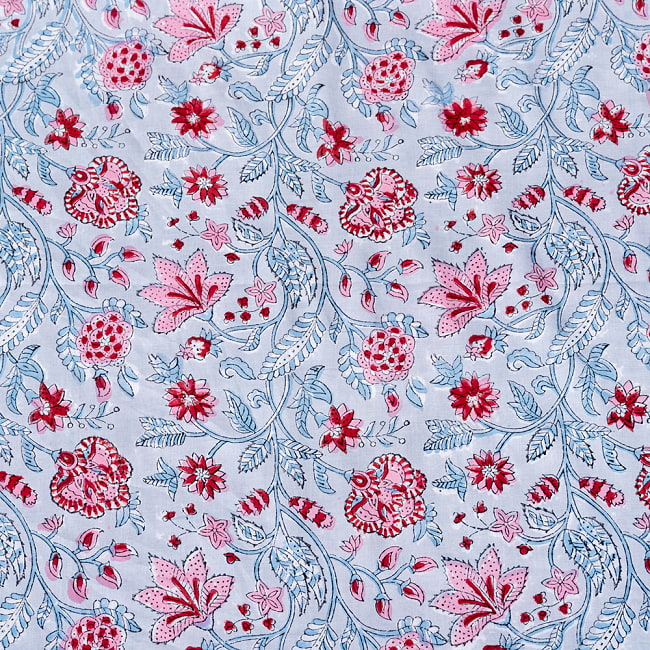 【5個セット】〔1m切単位り売り〕ジャイプル　職人手作り木版染め　色彩美しいボタニカルデザイン　おしゃれ　生地　花柄　テーブルクロス　刺繍素材などへ〔幅約111cm〕 - グレー系 5 - インドならではの布ですね。