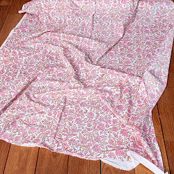 【5個セット】〔1m切単位り売り〕ジャイプル　職人手作り木版染め　色彩美しいボタニカルデザイン　おしゃれ　生地　花柄　テーブルクロス　刺繍素材などへ〔幅約111cm〕 - ピンク系 - サブ2