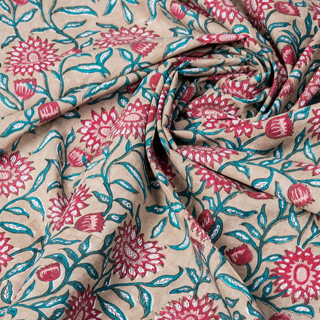 【5個セット】〔1m単位切り売り〕ジャイプル 職人手作り木版染め 色彩美しいボタニカルデザイン おしゃれ 生地 花柄 テーブルクロス 刺繍素材などへ〔幅約111cm〕 - ブラウン系 7 - とても良い風合いです