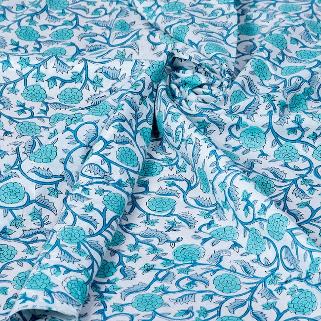 【5個セット】〔1m切単位り売り〕ジャイプル　職人手作り木版染め　色彩美しいボタニカルデザイン　おしゃれ　生地　花柄　テーブルクロス　刺繍素材などへ〔幅約111cm〕 - ブルーグリーン系 7 - とても良い風合いです