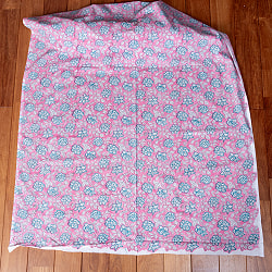 【5個セット】〔1m切単位り売り〕ジャイプル　職人手作り木版染め　色彩美しいボタニカルデザイン　おしゃれ　生地　花柄　テーブルクロス　刺繍素材などへ〔幅約113cm〕 - ピンク系 - サブ3