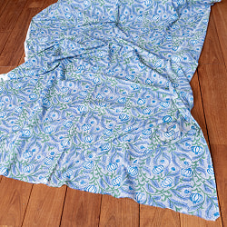 【5個セット】〔1m切単位り売り〕ジャイプル　職人手作り木版染め　色彩美しいボタニカルデザイン　おしゃれ　生地　花柄　テーブルクロス　刺繍素材などへ〔幅約113cm〕 - ブルー系 - サブ2