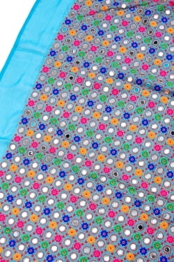 【5個セット】〔1m切単位り売り〕ミラーワーク付きラジャスタンの刺繍布〔107cm〕 - 水色 - サブ2