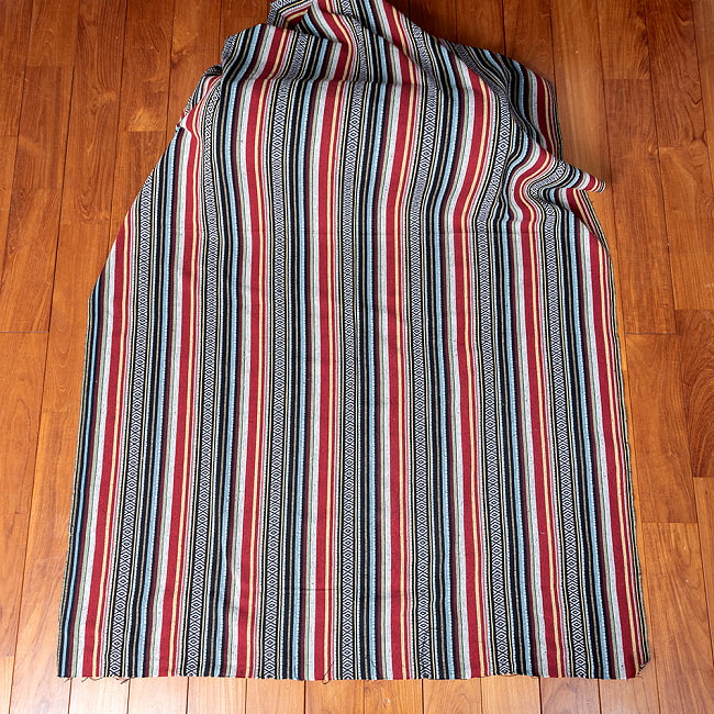 【3個セット】〔50cm切り売り〕ネパール伝統のコットン織り生地　厚手〔幅約122cm〕 3 - 生地を広げてみたところです。横幅もしっかりあります。