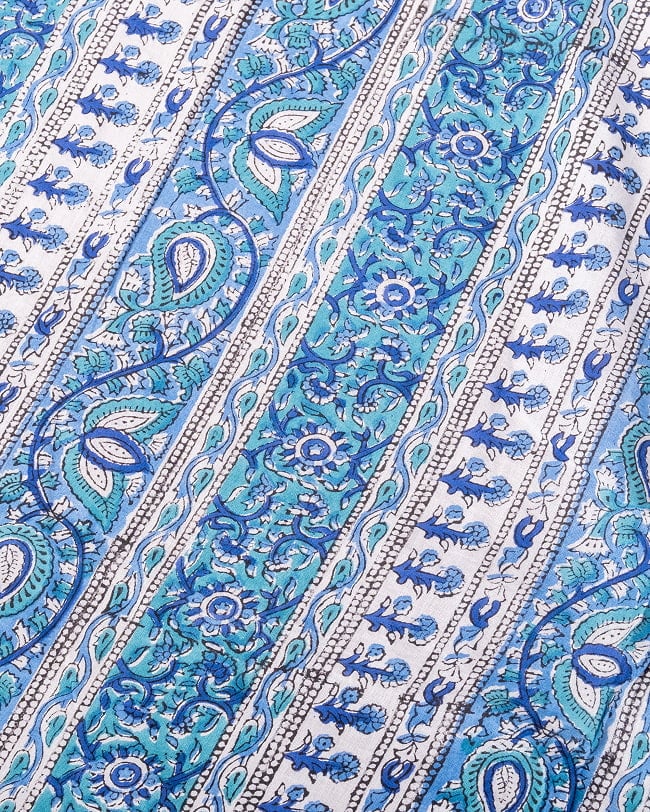 【3個セット】〔1m単位切り売り〕ジャイプル　職人手作り木版染め　色彩美しいボタニカルデザイン〔幅約109cm〕〔ブルー×青緑系　更紗柄〕　おしゃれ　生地　テーブルクロス　手芸素材などへ 4 - 1mの長さごとにご購入いただけます。