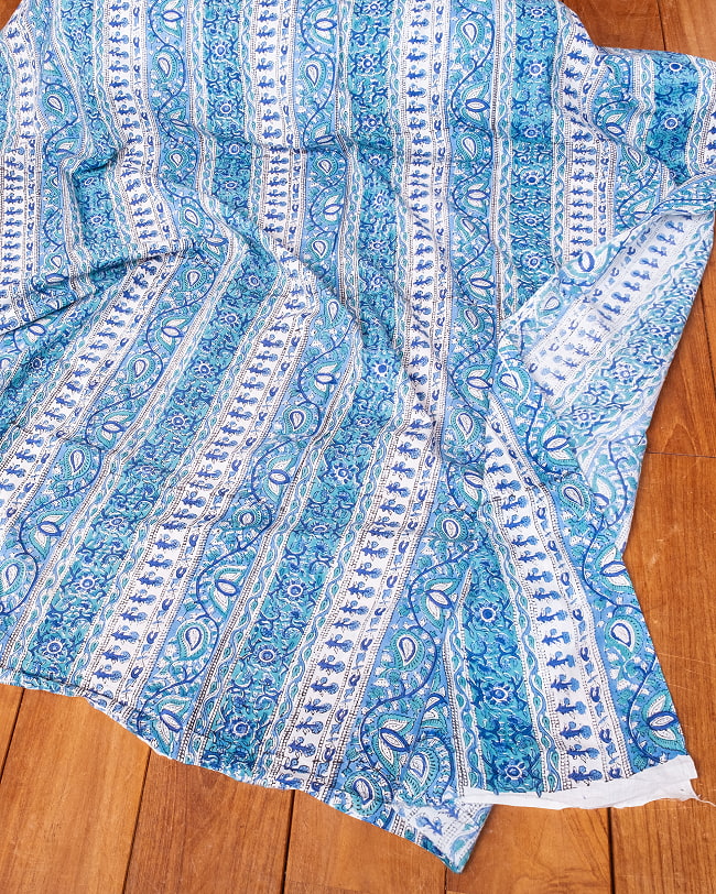 【3個セット】〔1m単位切り売り〕ジャイプル　職人手作り木版染め　色彩美しいボタニカルデザイン〔幅約109cm〕〔ブルー×青緑系　更紗柄〕　おしゃれ　生地　テーブルクロス　手芸素材などへ 7 - とても良い風合いです