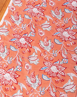 【3個セット】〔1m単位切り売り〕ジャイプル　職人手作り木版染め　色彩美しいボタニカルデザイン〔幅約109cm〕〔サーモンオレンジ系　更紗柄〕　おしゃれ　生地　テーブルクロス　手芸素材などへ - サブ2