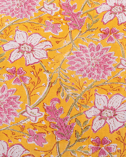 【3個セット】〔1m単位切り売り〕ジャイプル　職人手作り木版染め　色彩美しいボタニカルデザイン〔幅約110cm〕〔イエロー系　更紗柄〕　おしゃれ　生地　テーブルクロス　手芸素材などへ - サブ4