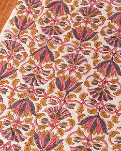 【3個セット】〔1m単位切り売り〕ジャイプル　職人手作り木版染め　色彩美しいボタニカルデザイン〔幅約110cm〕〔黒×ピンク×茶系　更紗柄〕　おしゃれ　生地　テーブルクロス　手芸素材などへ - サブ2