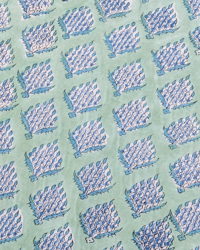 【3個セット】〔1m単位切り売り〕ジャイプル　職人手作り木版染め　色彩美しいボタニカルデザイン〔幅約106cm〕〔ミントグリーン系　小花柄〕　おしゃれ　生地　テーブルクロス　手芸素材などへ 4 - 1mの長さごとにご購入いただけます。