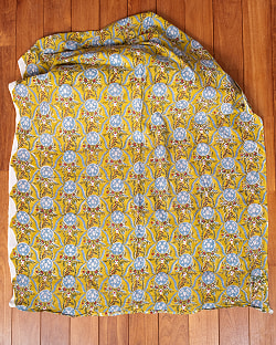 【3個セット】〔1m単位切り売り〕ジャイプル　職人手作り木版染め　色彩美しいボタニカルデザイン〔幅約107cm〕〔黄緑系　更紗柄〕　おしゃれ　生地　テーブルクロス　手芸素材などへ - サブ3