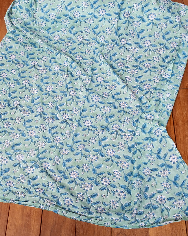 【5個セット】〔1m単位切り売り〕ジャイプル　職人手作り木版染め　色彩美しいボタニカルデザイン〔幅約106cm〕〔ミントグリーン系　更紗柄〕　おしゃれ　生地　テーブルクロス　手芸素材などへ 7 - とても良い風合いです