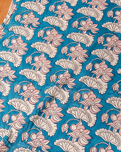 【5個セット】〔1m単位切り売り〕ジャイプル　職人手作り木版染め　色彩美しいボタニカルデザイン〔幅約108cm〕〔青緑系　ロータス柄〕　おしゃれ　生地　テーブルクロス　手芸素材などへ - サブ2