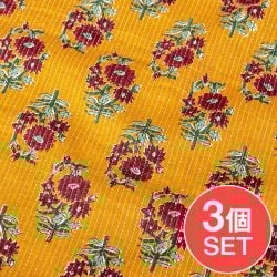 【3個セット】〔1m切単位り売り〕カンタ刺繍がかわいい　ボタニカルデザインの布　マスタード系〔幅約109cm〕の商品写真