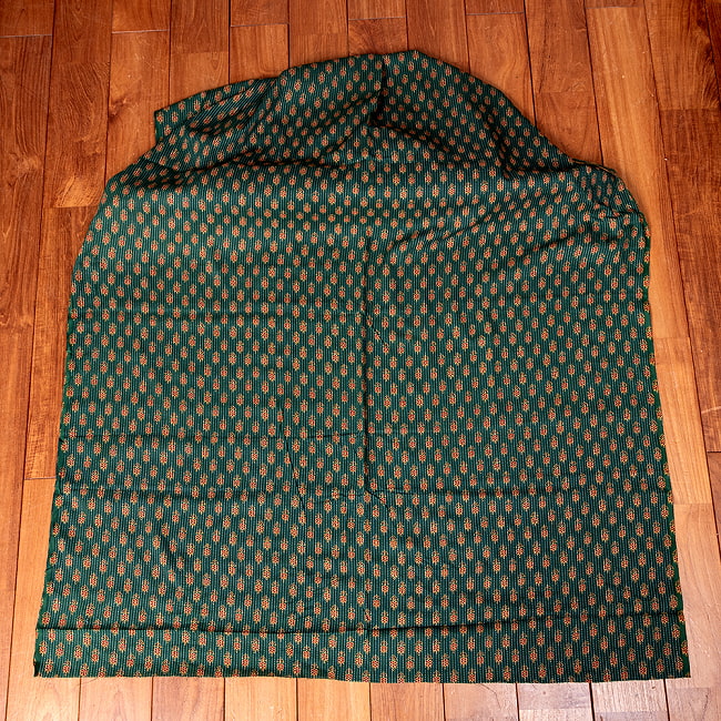 【3個セット】〔1m切単位り売り〕カンタ刺繍がかわいい ボタニカルデザインの布 フォレスト系〔幅約108cm〕 3 - 1m単位で、ご注文個数に応じた長さでお送りいたします。横幅100cm以上ある大きな布なので、たっぷり使えます。