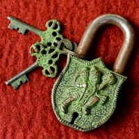 アンティック風ハヌマン南京錠の商品写真