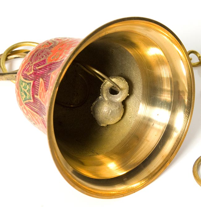 装飾入ブラスのベル-大(直径:13.5cm 高さ:19cm) 3 - 別のデザインですが、裏側はこんな感じです