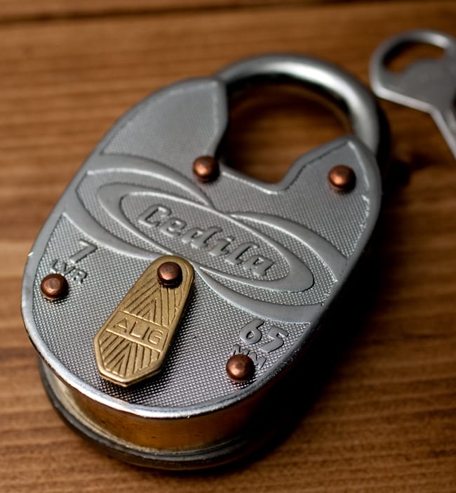 インドの南京錠 【Lサイズ】 の通販 - TIRAKITA.COM