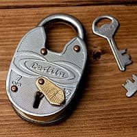 インドの南京錠 【Lサイズ】 の通販 - TIRAKITA.COM