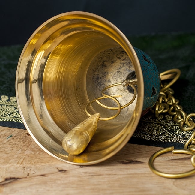 象の装飾入りブラスベル高さ：17cm程度 4 - 内側には大きめのベルが入っています。