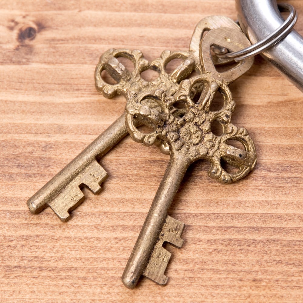 アンティック風南京錠 - シヴァ の通販 - TIRAKITA.COM