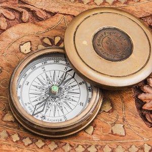 【直径約5.5cm】大英帝国時代風 アンティークコンパス - Stanley London
