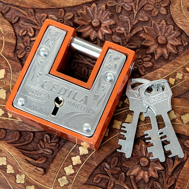 インドの南京錠 - Cedila BAR LOCKの写真鍵,南京錠,カギ,ロック,アンティーク,ヴィンテージ,防犯