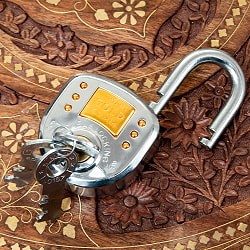 インドの南京錠 - SHYAM KESARI - サブ3