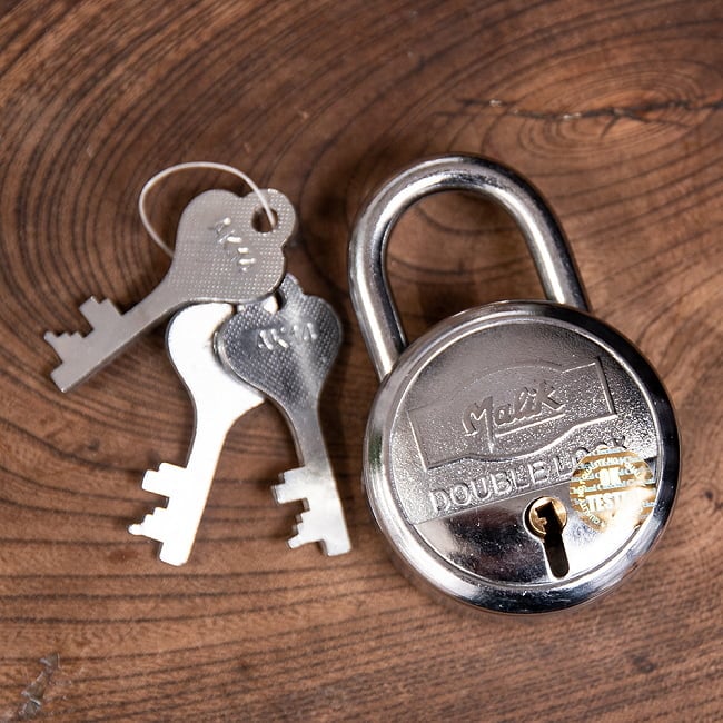 インドの南京錠 - Malik DOUBLELOCKの写真鍵,南京錠,カギ,ロック,アンティーク,ヴィンテージ,防犯