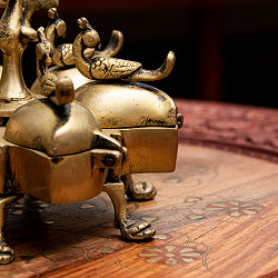 ブラス製 孔雀のクムクムボックス 直径：12cm程度 - サブ3