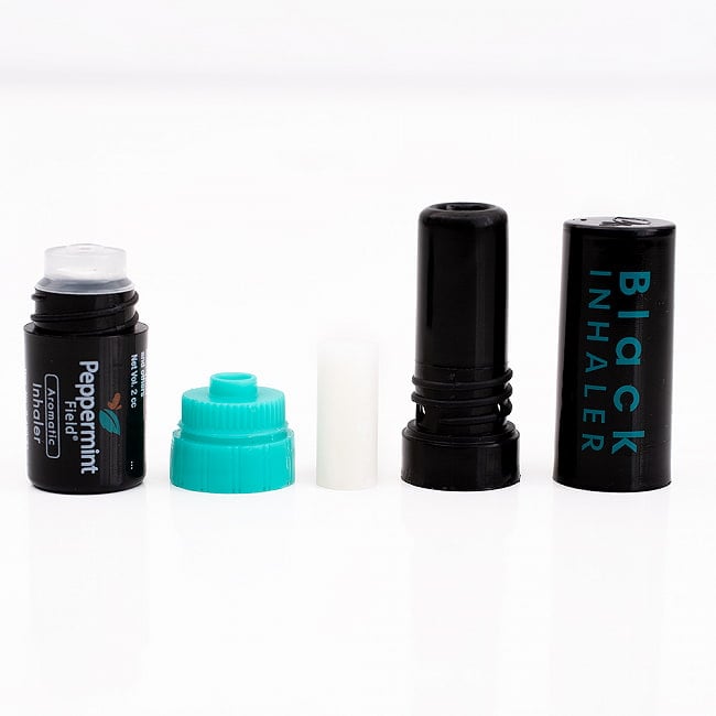 ヤードム　Black INHALER　タイの定番！鼻スースー  4 - このように分解できます