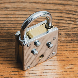 インドの南京錠 Syria Power 5.5cm x 3.5cm程度 - サブ3