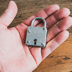 インドの南京錠 Syria Power 5.5cm x 3.5cm程度 - サブ5