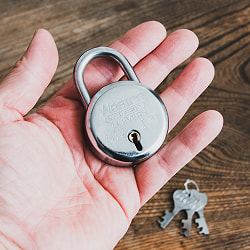 インドの南京錠 Weston T-20 7cm x 4.5cm程度 - サブ5