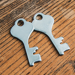 インドの南京錠 UJALA 6.5cm x 4cm程度 - サブ4