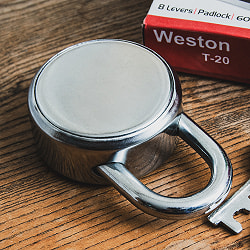 インドの南京錠 Weston T-20 9cm x 5.5cm程度 - サブ3