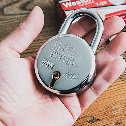 インドの南京錠 Weston T-20 9cm x 5.5cm程度 - サブ5