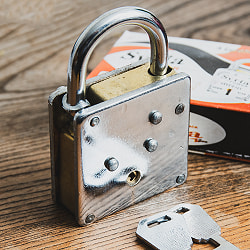 インドの南京錠 Syria Power 9cm x 6cm程度 - サブ3